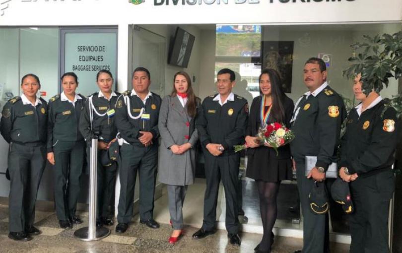Policía ha inaugurado mostrador de información turística en aeropuerto de Cusco Informacion Aeropuerto Alejandro Velasco Astete