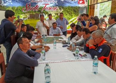 Durante reunión alcaldes de la Mancomunidad Municipal Amazónica